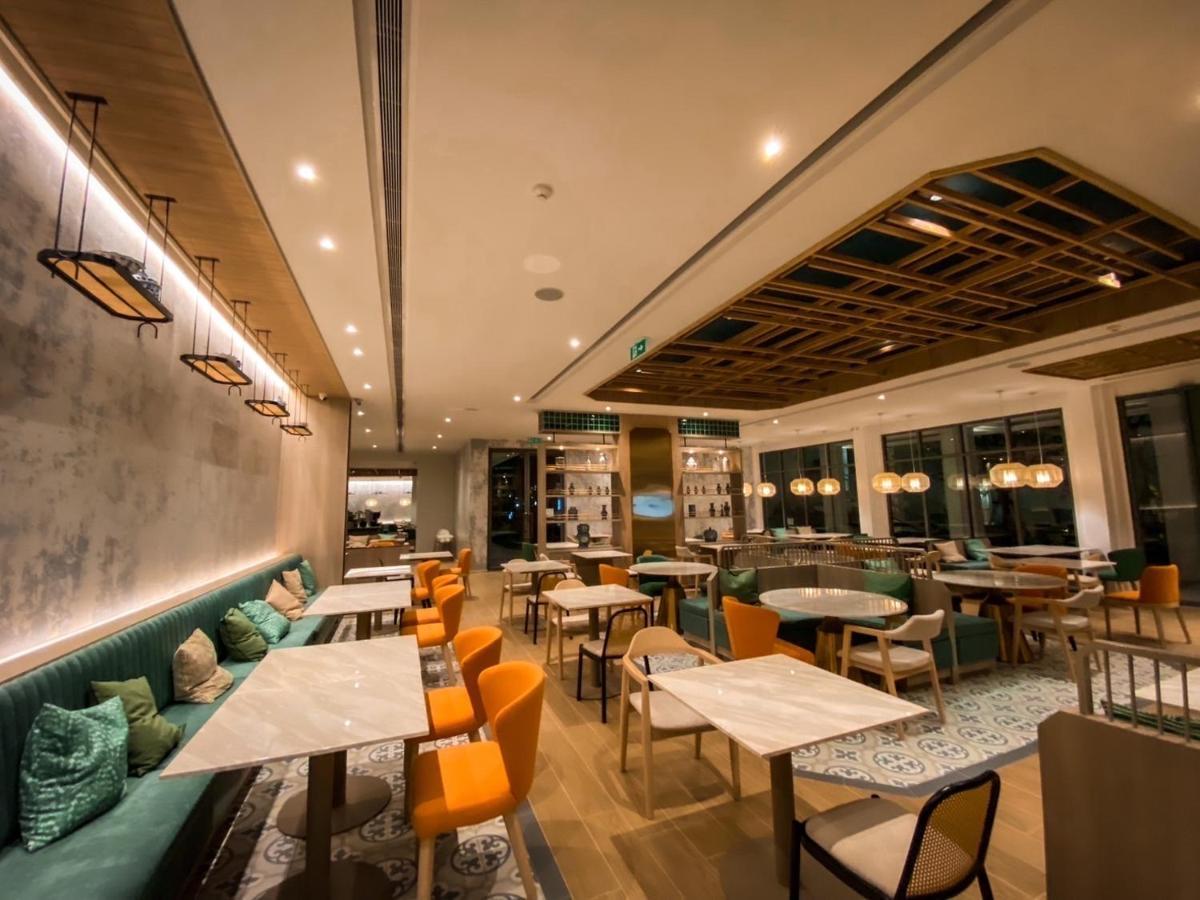 The Quarter Chaophraya By Uhg Hotel Bangkok Buitenkant foto