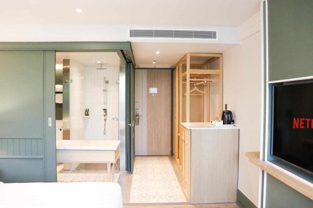 The Quarter Chaophraya By Uhg Hotel Bangkok Buitenkant foto